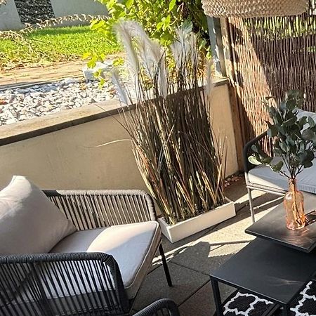 Blossom Apartment Garden View - Klimatisiert Фридрихсхафен Экстерьер фото